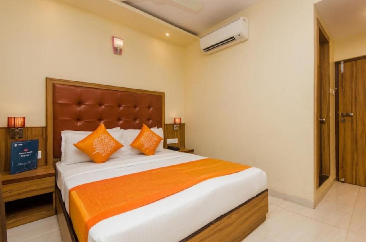 Aster Hotel Near Mumbai Airport מראה חיצוני תמונה
