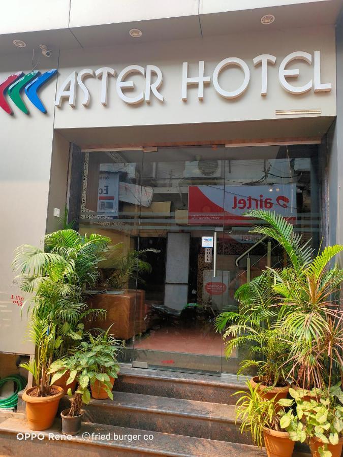 Aster Hotel Near Mumbai Airport מראה חיצוני תמונה
